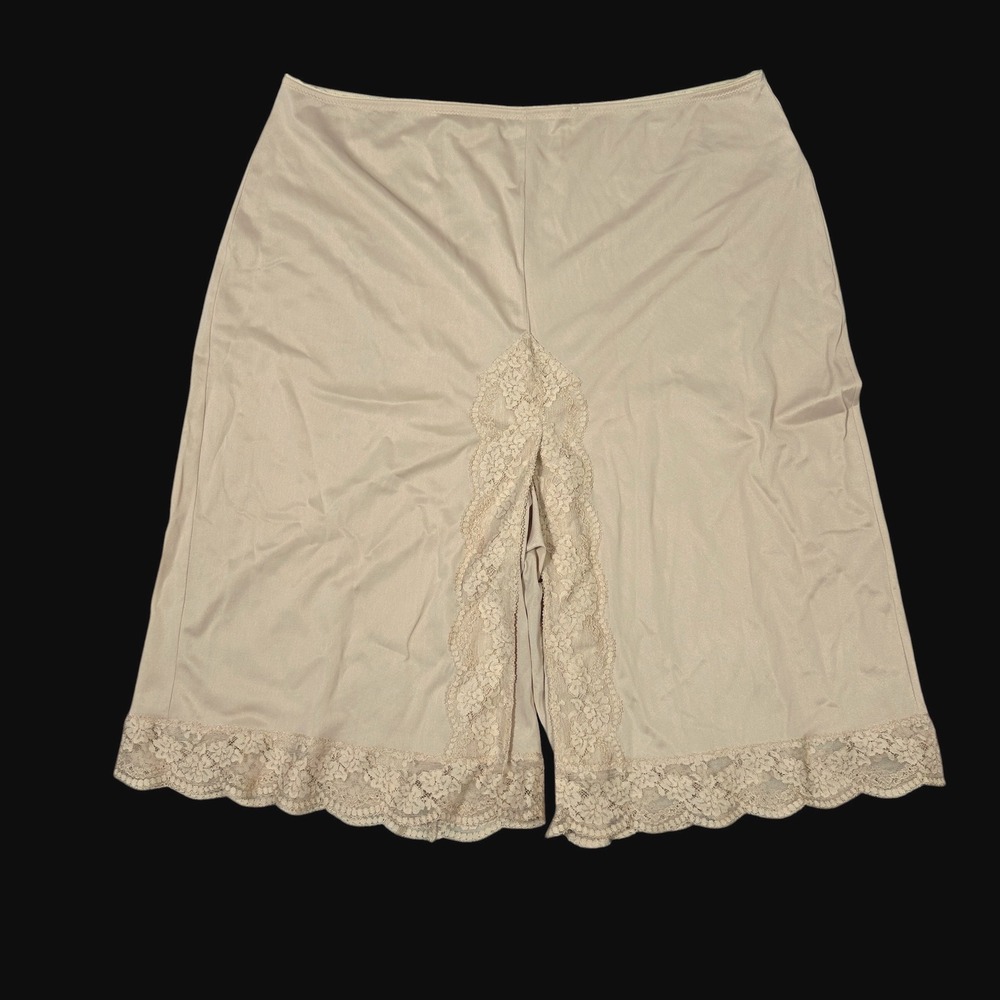 Vintage Olga Panti-Slip Culotte Slip Beige Lace Trim Style 937F Size XL